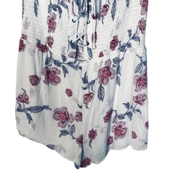 Kendall & Kylie White Floral Off Shoulder Romper Large - Picture 9 of 12